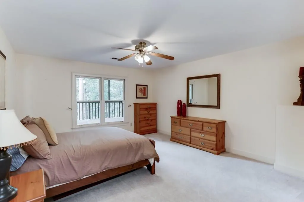 185 Grogans Landing, Sandy Springs, Georgia 30350, 6 Bedrooms Bedrooms, ,4 BathroomsBathrooms,Residential,Sold,185 Grogans Landing,6088493