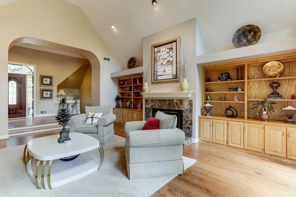 185 Grogans Landing, Sandy Springs, Georgia 30350, 6 Bedrooms Bedrooms, ,4 BathroomsBathrooms,Residential,Sold,185 Grogans Landing,6088493