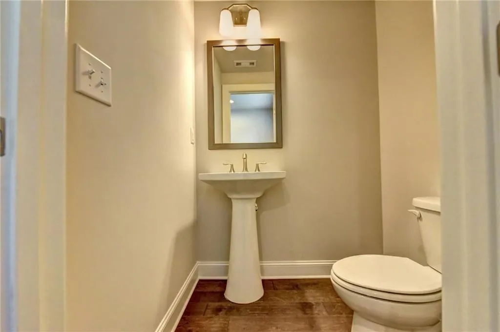 4347 Parkside Place, Atlanta, Georgia 30342, 2 Bedrooms Bedrooms, ,2 BathroomsBathrooms,Residential,Sold,4347 Parkside Place,6084250