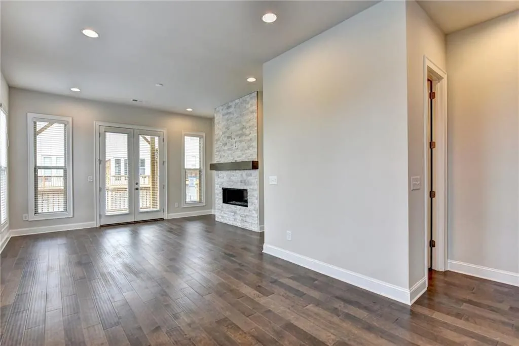4347 Parkside Place, Atlanta, Georgia 30342, 2 Bedrooms Bedrooms, ,2 BathroomsBathrooms,Residential,Sold,4347 Parkside Place,6084250