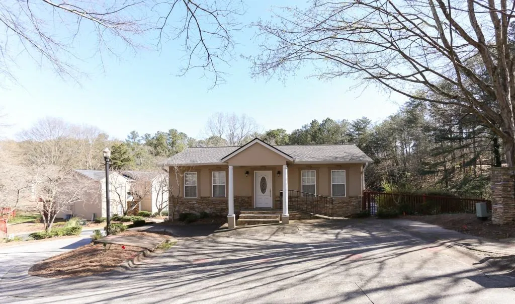 1601 Masons Creek Circle Unit 1601, Atlanta, Georgia 30350, 3 Bedrooms Bedrooms, ,2 BathroomsBathrooms,Residential,Sold,1601 Masons Creek Circle Unit 1601,6523720