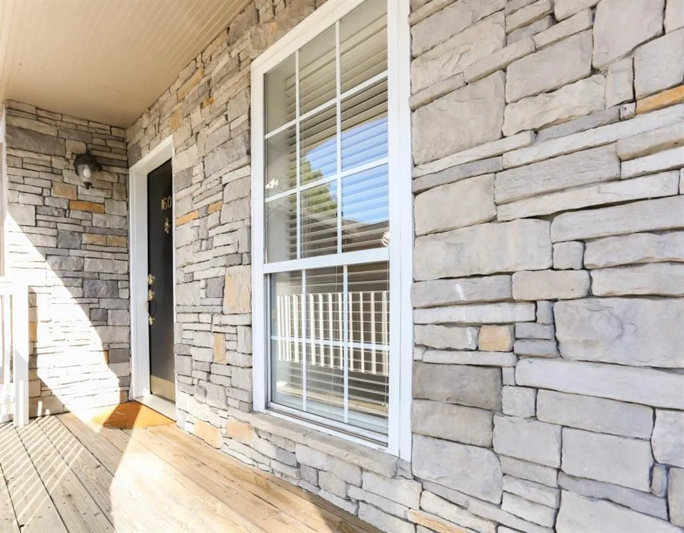 1601 Masons Creek Circle Unit 1601, Atlanta, Georgia 30350, 3 Bedrooms Bedrooms, ,2 BathroomsBathrooms,Residential,Sold,1601 Masons Creek Circle Unit 1601,6523720