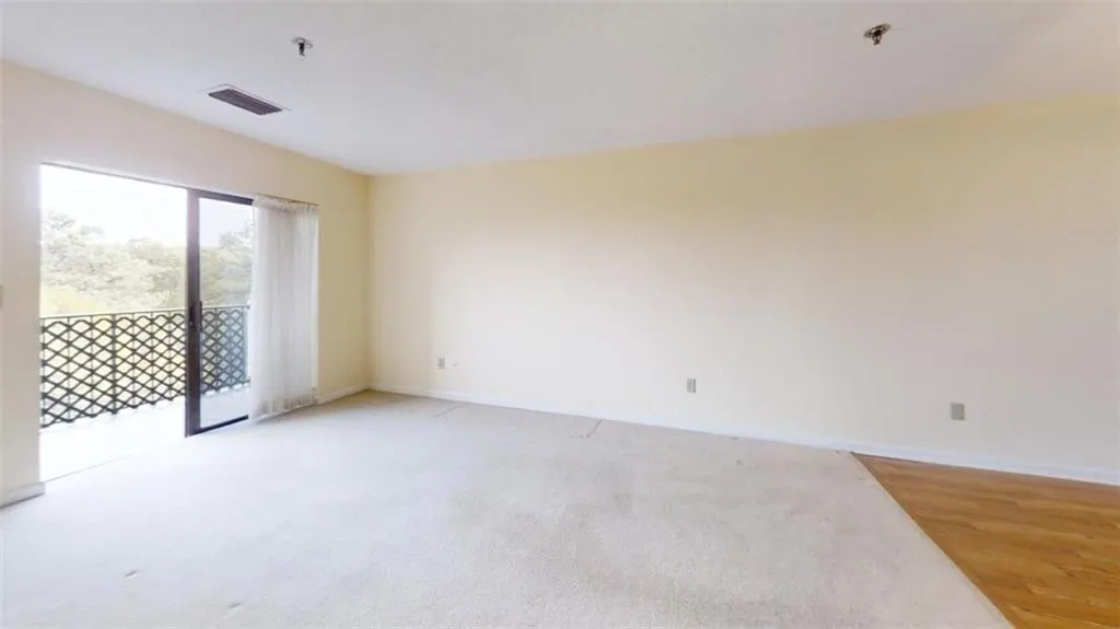 300 Johnson Ferry Road Ne Unit A801, Sandy Springs, Georgia 30328, 1 Bedroom Bedrooms, ,1 BathroomBathrooms,Residential,Sold,300 Johnson Ferry Road Ne Unit A801,7360973