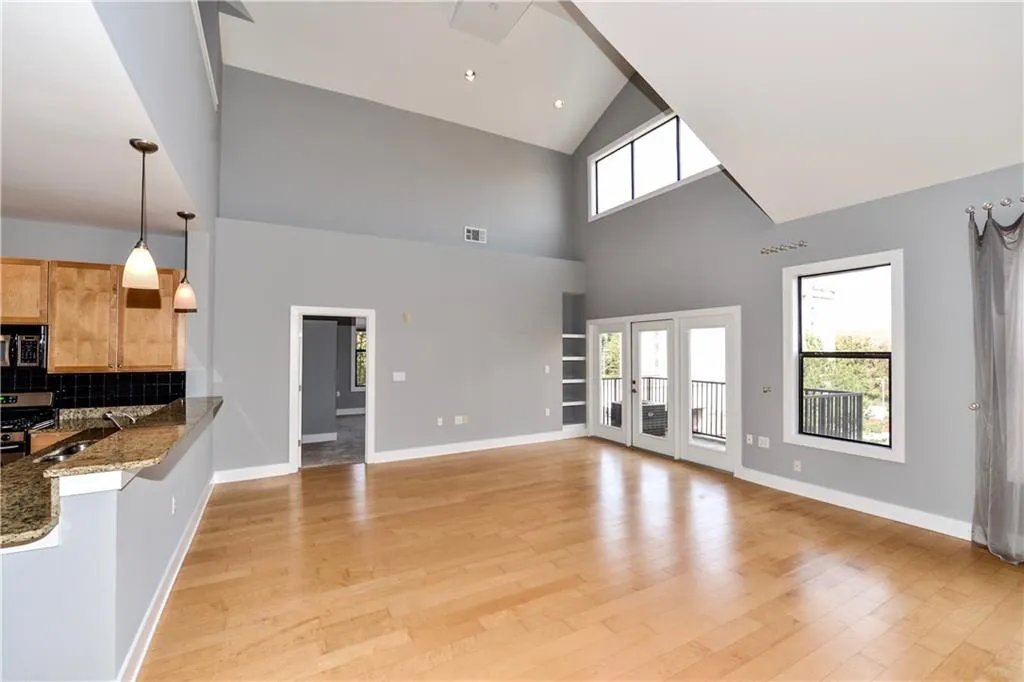 799 Hammond Drive Unit 411, Sandy Springs, Georgia 30328, 2 Bedrooms Bedrooms, ,2 BathroomsBathrooms,Residential,Sold,799 Hammond Drive Unit 411,5776490