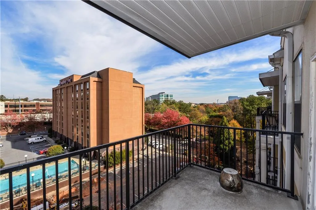 799 Hammond Drive Unit 411, Sandy Springs, Georgia 30328, 2 Bedrooms Bedrooms, ,2 BathroomsBathrooms,Residential,Sold,799 Hammond Drive Unit 411,5776490