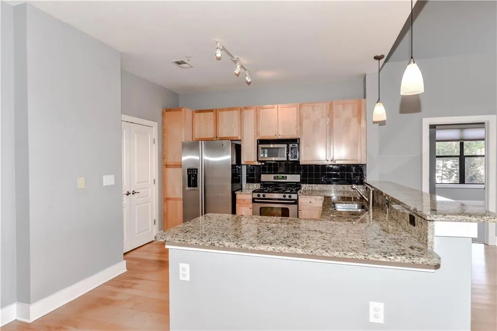 799 Hammond Drive Unit 411, Sandy Springs, Georgia 30328, 2 Bedrooms Bedrooms, ,2 BathroomsBathrooms,Residential,Sold,799 Hammond Drive Unit 411,5776490