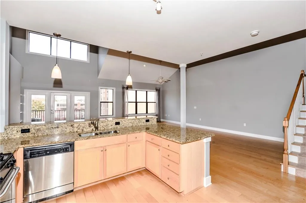 799 Hammond Drive Unit 411, Sandy Springs, Georgia 30328, 2 Bedrooms Bedrooms, ,2 BathroomsBathrooms,Residential,Sold,799 Hammond Drive Unit 411,5776490
