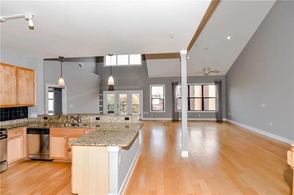 799 Hammond Drive Unit 411, Sandy Springs, Georgia 30328, 2 Bedrooms Bedrooms, ,2 BathroomsBathrooms,Residential,Sold,799 Hammond Drive Unit 411,5776490