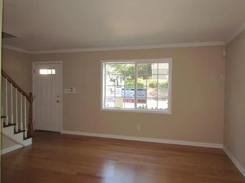 6940 Roswell Road Unit 2c, Atlanta, Georgia 30328, 1 Bedroom Bedrooms, ,1 BathroomBathrooms,Residential,Sold,6940 Roswell Road Unit 2c,5617817