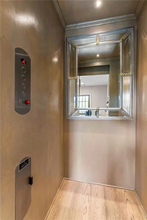 6763 Encore Boulevard, Atlanta, Georgia 30328, 4 Bedrooms Bedrooms, ,4 BathroomsBathrooms,Residential,Sold,6763 Encore Boulevard,7577109