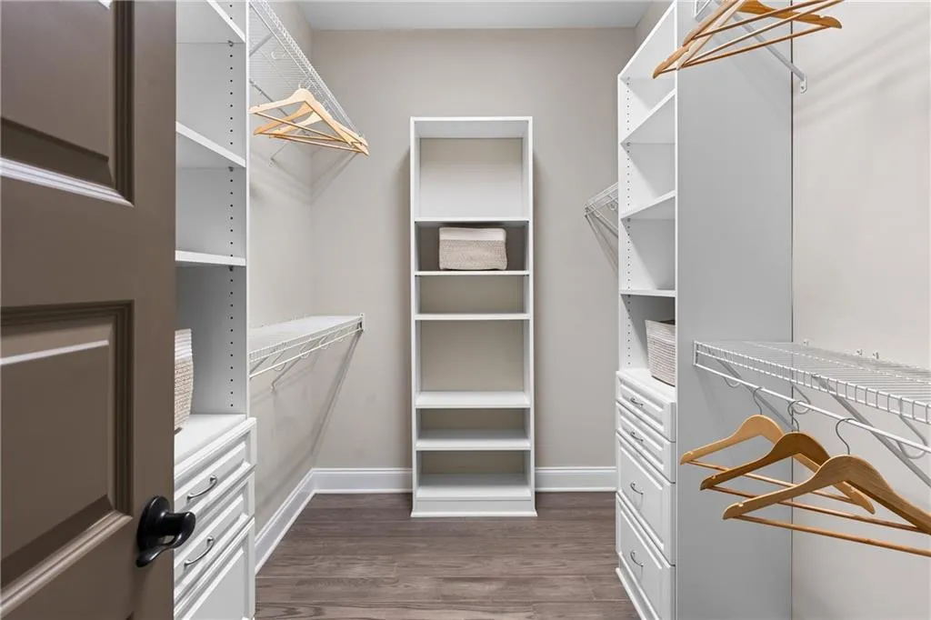 6763 Encore Boulevard, Atlanta, Georgia 30328, 4 Bedrooms Bedrooms, ,4 BathroomsBathrooms,Residential,Sold,6763 Encore Boulevard,7577109