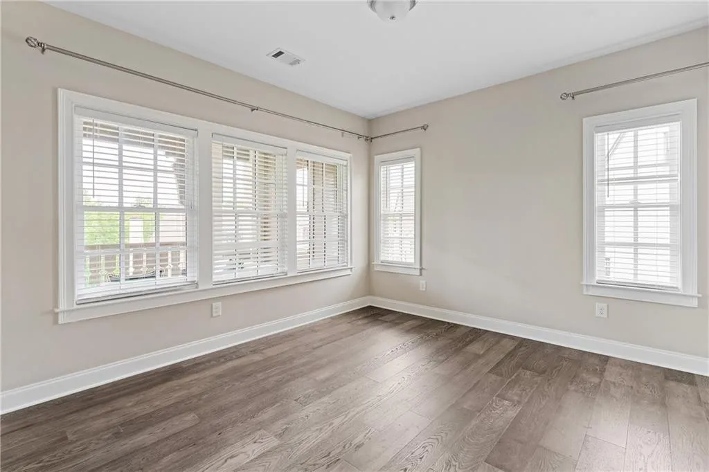 6763 Encore Boulevard, Atlanta, Georgia 30328, 4 Bedrooms Bedrooms, ,4 BathroomsBathrooms,Residential,Sold,6763 Encore Boulevard,7577109