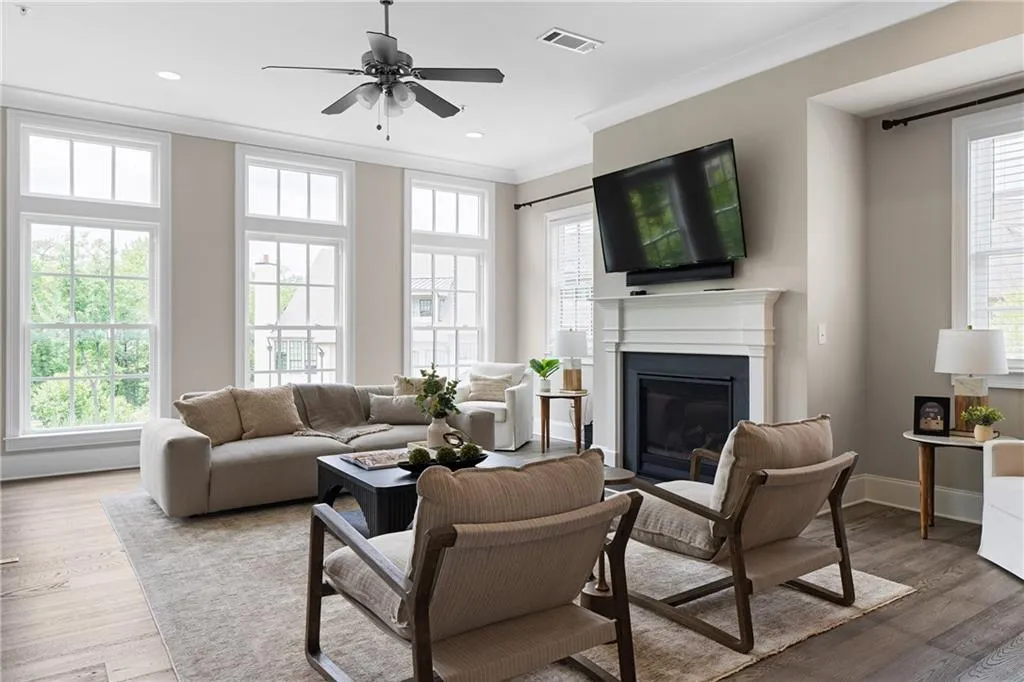 6763 Encore Boulevard, Atlanta, Georgia 30328, 4 Bedrooms Bedrooms, ,4 BathroomsBathrooms,Residential,Sold,6763 Encore Boulevard,7577109