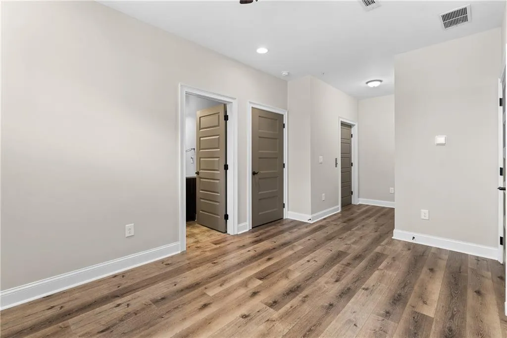 6763 Encore Boulevard, Atlanta, Georgia 30328, 4 Bedrooms Bedrooms, ,4 BathroomsBathrooms,Residential,Sold,6763 Encore Boulevard,7577109