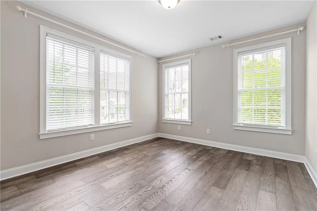 6763 Encore Boulevard, Atlanta, Georgia 30328, 4 Bedrooms Bedrooms, ,4 BathroomsBathrooms,Residential,Sold,6763 Encore Boulevard,7577109