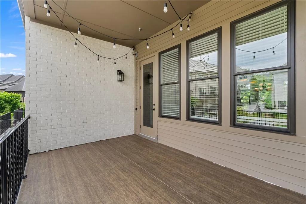 6763 Encore Boulevard, Atlanta, Georgia 30328, 4 Bedrooms Bedrooms, ,4 BathroomsBathrooms,Residential,Sold,6763 Encore Boulevard,7577109