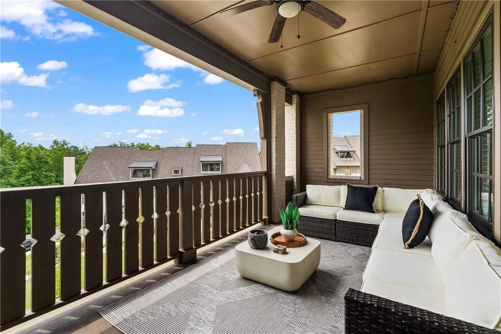 6763 Encore Boulevard, Atlanta, Georgia 30328, 4 Bedrooms Bedrooms, ,4 BathroomsBathrooms,Residential,Sold,6763 Encore Boulevard,7577109