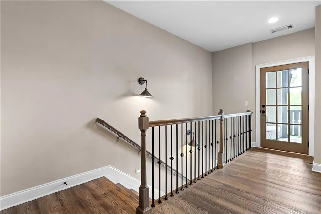 6763 Encore Boulevard, Atlanta, Georgia 30328, 4 Bedrooms Bedrooms, ,4 BathroomsBathrooms,Residential,Sold,6763 Encore Boulevard,7577109