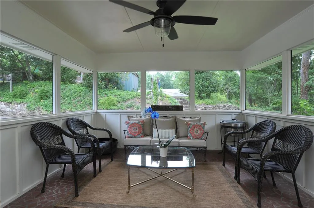 460 Montevallo Drive, Sandy Springs, Georgia 30342, 5 Bedrooms Bedrooms, ,3 BathroomsBathrooms,Residential,Sold,460 Montevallo Drive,5860385