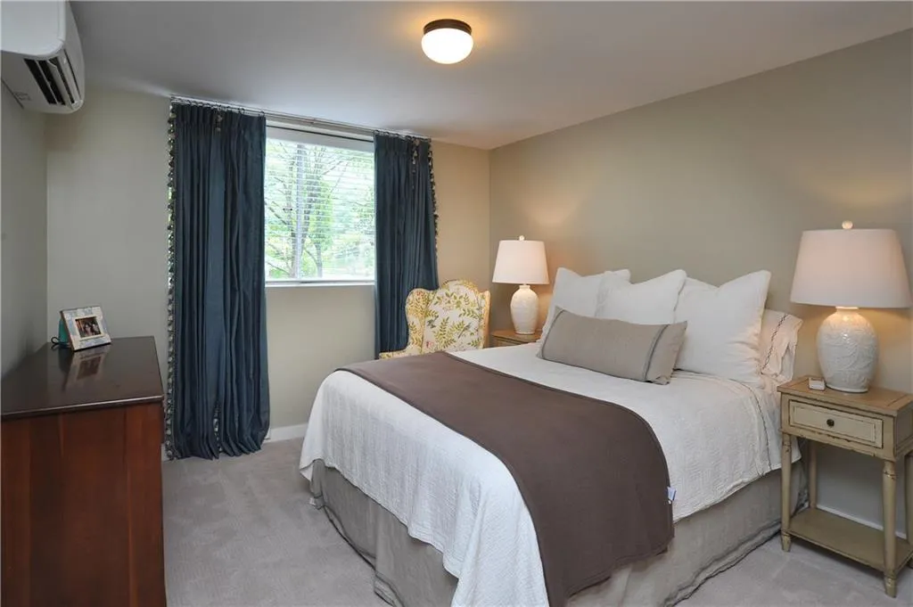 460 Montevallo Drive, Sandy Springs, Georgia 30342, 5 Bedrooms Bedrooms, ,3 BathroomsBathrooms,Residential,Sold,460 Montevallo Drive,5860385