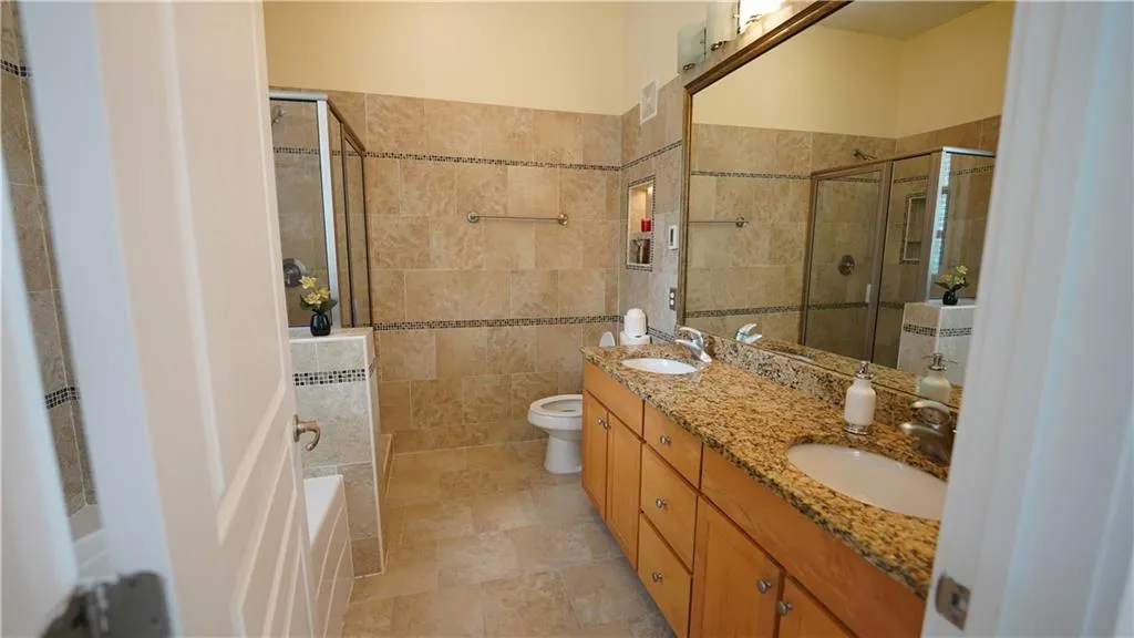 799 Hammond Drive Unit 119, Sandy Springs, Georgia 30328, 2 Bedrooms Bedrooms, ,2 BathroomsBathrooms,Residential,Sold,799 Hammond Drive Unit 119,7038761