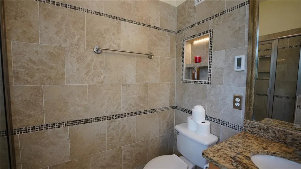 799 Hammond Drive Unit 119, Sandy Springs, Georgia 30328, 2 Bedrooms Bedrooms, ,2 BathroomsBathrooms,Residential,Sold,799 Hammond Drive Unit 119,7038761