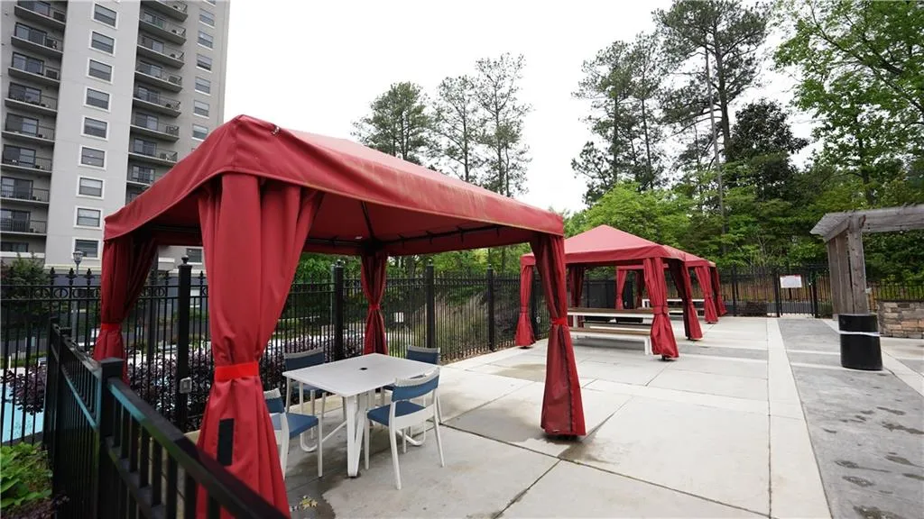 799 Hammond Drive Unit 119, Sandy Springs, Georgia 30328, 2 Bedrooms Bedrooms, ,2 BathroomsBathrooms,Residential,Sold,799 Hammond Drive Unit 119,7038761