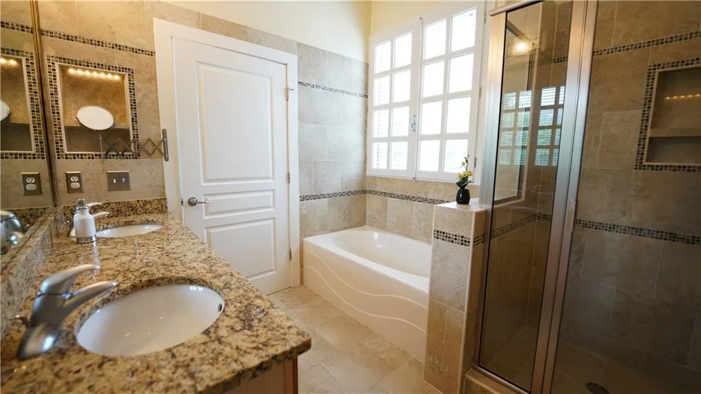 799 Hammond Drive Unit 119, Sandy Springs, Georgia 30328, 2 Bedrooms Bedrooms, ,2 BathroomsBathrooms,Residential,Sold,799 Hammond Drive Unit 119,7038761