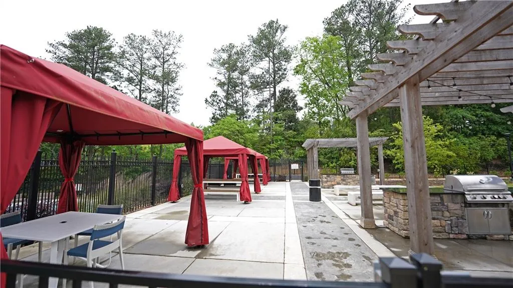799 Hammond Drive Unit 119, Sandy Springs, Georgia 30328, 2 Bedrooms Bedrooms, ,2 BathroomsBathrooms,Residential,Sold,799 Hammond Drive Unit 119,7038761