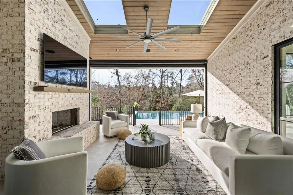 5060 Lake Forrest Drive, Atlanta, Georgia 30342, 7 Bedrooms Bedrooms, ,7 BathroomsBathrooms,Residential,For Sale,5060 Lake Forrest Drive,7525230