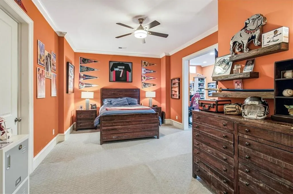 Recessed lighting, crown molding, and ceiling fan with light fixture
