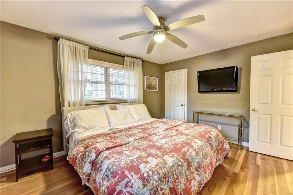 7275 Duncourtney Drive, Atlanta, Georgia 30328, 4 Bedrooms Bedrooms, ,3 BathroomsBathrooms,Residential,Sold,7275 Duncourtney Drive,5816099