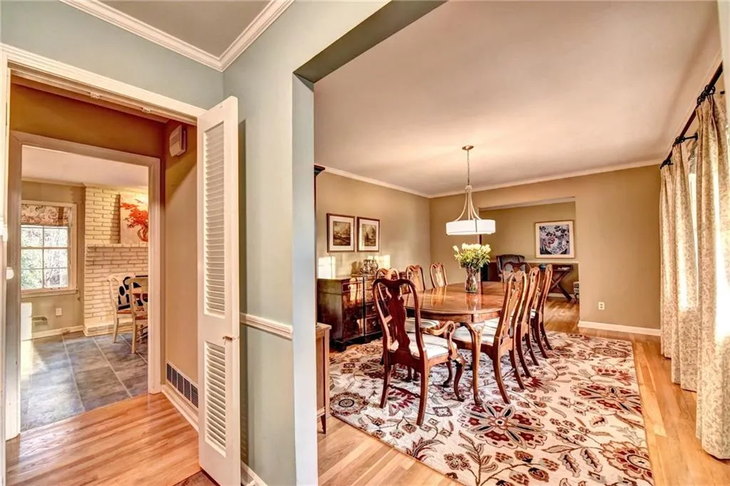 7275 Duncourtney Drive, Atlanta, Georgia 30328, 4 Bedrooms Bedrooms, ,3 BathroomsBathrooms,Residential,Sold,7275 Duncourtney Drive,5816099