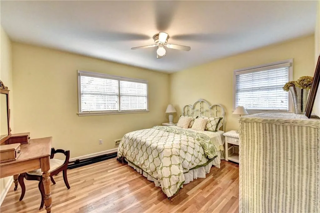 7275 Duncourtney Drive, Atlanta, Georgia 30328, 4 Bedrooms Bedrooms, ,3 BathroomsBathrooms,Residential,Sold,7275 Duncourtney Drive,5816099