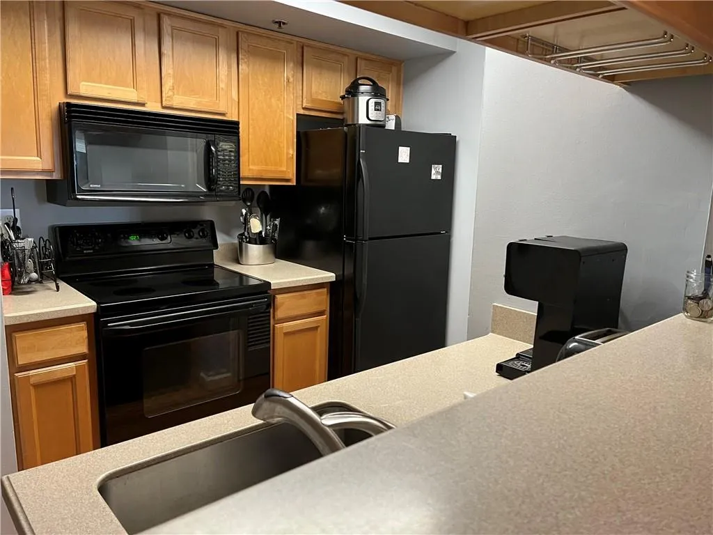 795 Hammond Drive Unit 1803, Atlanta, Georgia 30328, 1 Bedroom Bedrooms, ,1 BathroomBathrooms,Residential,Sold,795 Hammond Drive Unit 1803,7039474