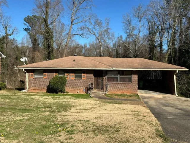 1882 Glen Echo Drive, Decatur, Georgia 30032