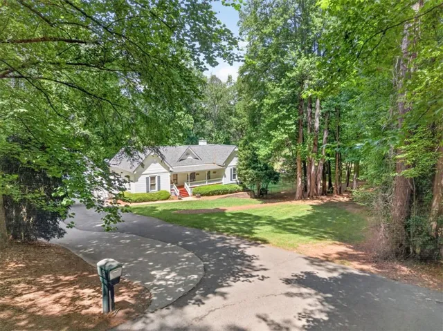 6 Adella Lane, Jefferson, Georgia 30549