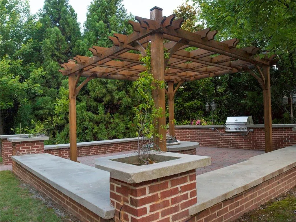 224 Le Gran View Ne Unit 224, Sandy Springs, Georgia 30328, 3 Bedrooms Bedrooms, ,2 BathroomsBathrooms,Residential,Sold,224 Le Gran View Ne Unit 224,5602788