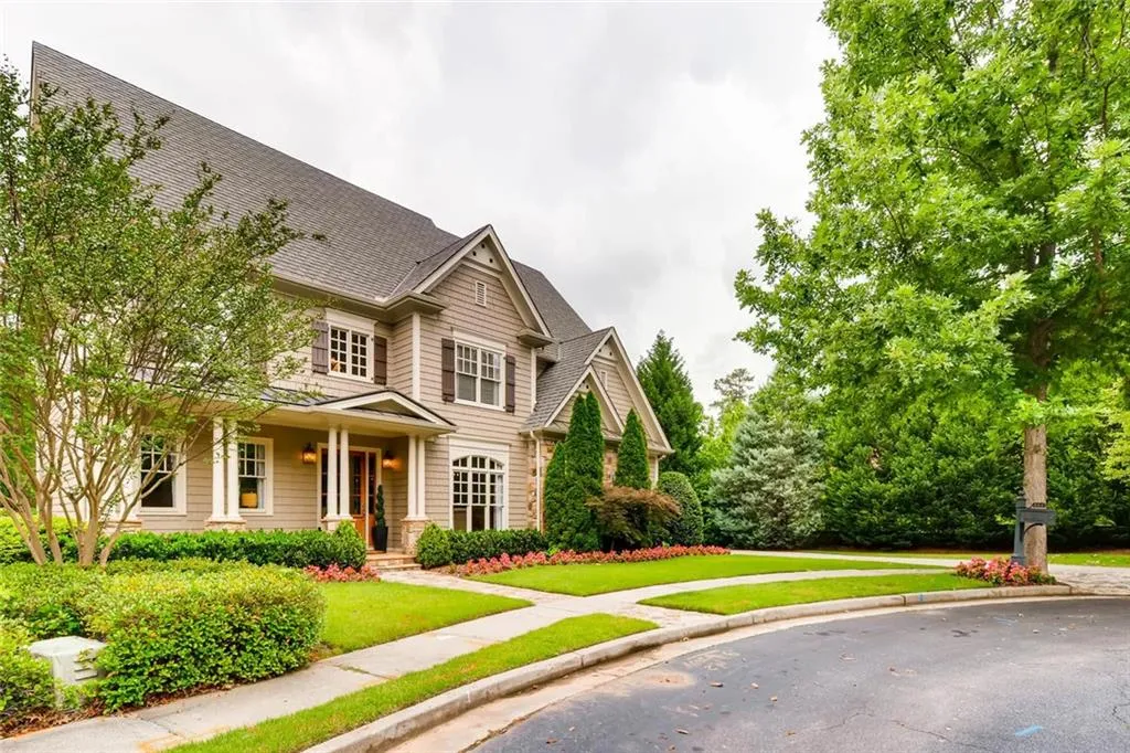 160 Trimble Crest Drive, Atlanta, Georgia 30342, 6 Bedrooms Bedrooms, ,5 BathroomsBathrooms,Residential,Sold,160 Trimble Crest Drive,5951771