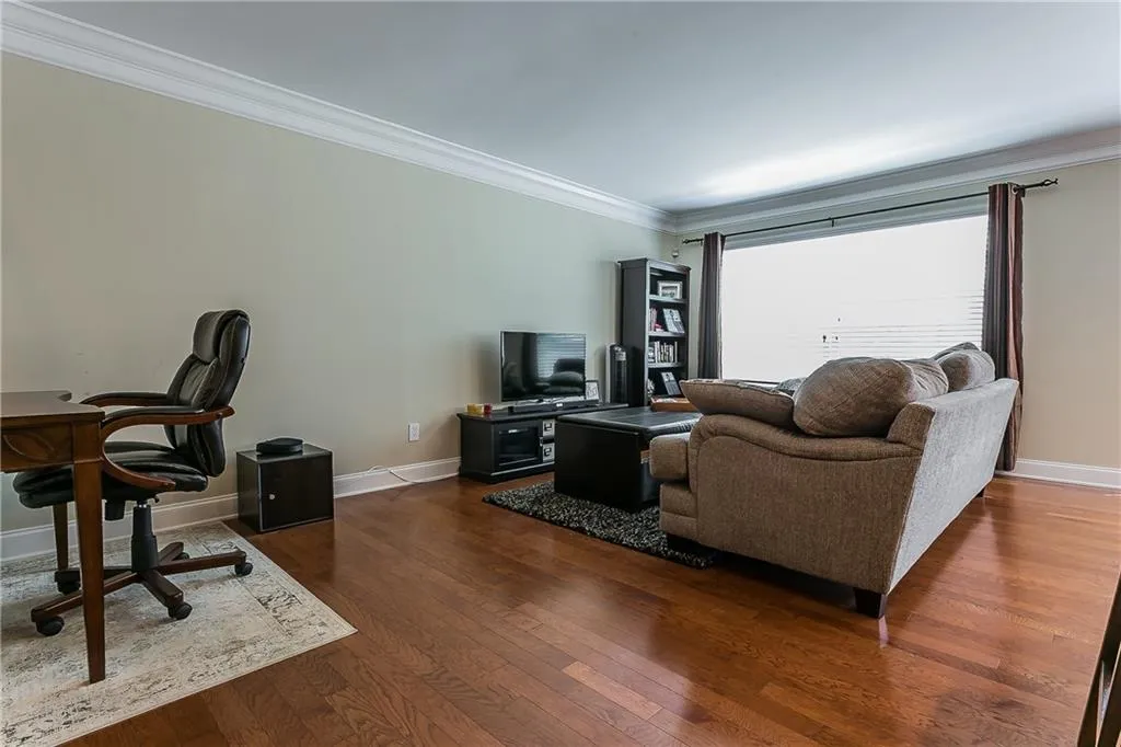 6980 Roswell Road Unit B7, Atlanta, Georgia 30328, 2 Bedrooms Bedrooms, ,2 BathroomsBathrooms,Residential,Sold,6980 Roswell Road Unit B7,6109523