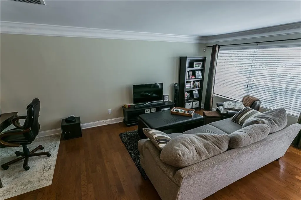 6980 Roswell Road Unit B7, Atlanta, Georgia 30328, 2 Bedrooms Bedrooms, ,2 BathroomsBathrooms,Residential,Sold,6980 Roswell Road Unit B7,6109523