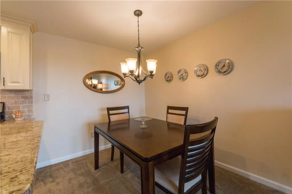 300 Johnson Ferry Road Ne Unit 1003, Atlanta, Georgia 30328, 1 Bedroom Bedrooms, ,1 BathroomBathrooms,Residential,Sold,300 Johnson Ferry Road Ne Unit 1003,5674640