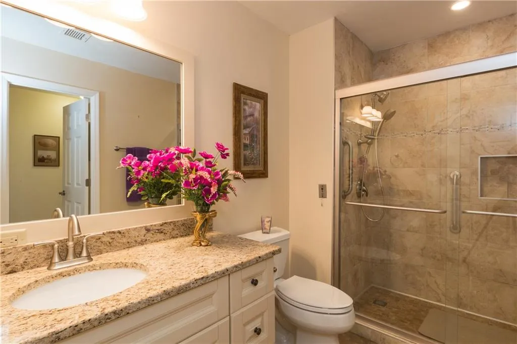 300 Johnson Ferry Road Ne Unit 1003, Atlanta, Georgia 30328, 1 Bedroom Bedrooms, ,1 BathroomBathrooms,Residential,Sold,300 Johnson Ferry Road Ne Unit 1003,5674640