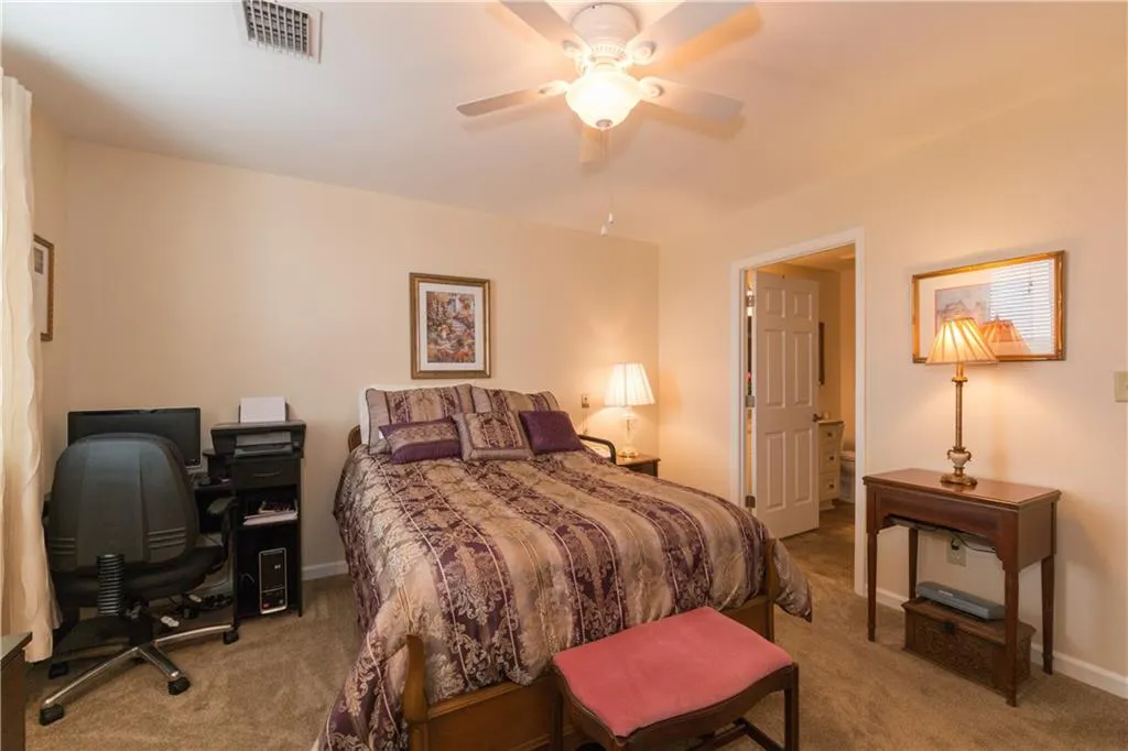 300 Johnson Ferry Road Ne Unit 1003, Atlanta, Georgia 30328, 1 Bedroom Bedrooms, ,1 BathroomBathrooms,Residential,Sold,300 Johnson Ferry Road Ne Unit 1003,5674640