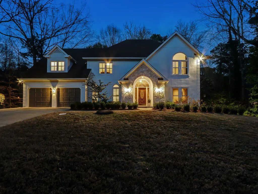 160 Spalding Creek Court, Sandy Springs, Georgia 30350, 5 Bedrooms Bedrooms, ,5 BathroomsBathrooms,Residential,Sold,160 Spalding Creek Court,6859600