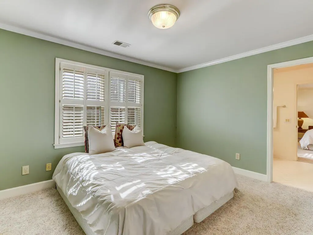 160 Spalding Creek Court, Sandy Springs, Georgia 30350, 5 Bedrooms Bedrooms, ,5 BathroomsBathrooms,Residential,Sold,160 Spalding Creek Court,6859600
