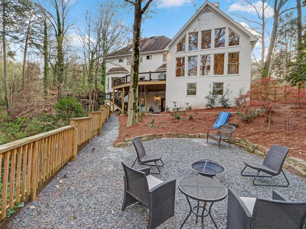 160 Spalding Creek Court, Sandy Springs, Georgia 30350, 5 Bedrooms Bedrooms, ,5 BathroomsBathrooms,Residential,Sold,160 Spalding Creek Court,6859600