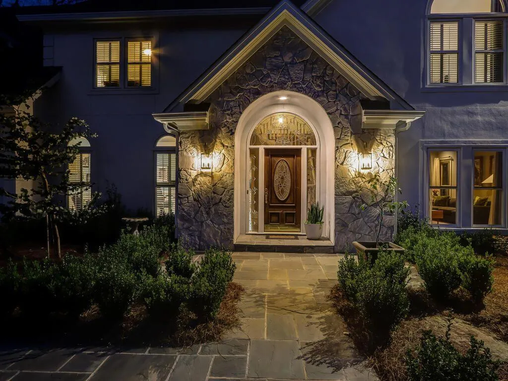 160 Spalding Creek Court, Sandy Springs, Georgia 30350, 5 Bedrooms Bedrooms, ,5 BathroomsBathrooms,Residential,Sold,160 Spalding Creek Court,6859600