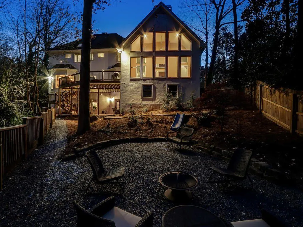 160 Spalding Creek Court, Sandy Springs, Georgia 30350, 5 Bedrooms Bedrooms, ,5 BathroomsBathrooms,Residential,Sold,160 Spalding Creek Court,6859600