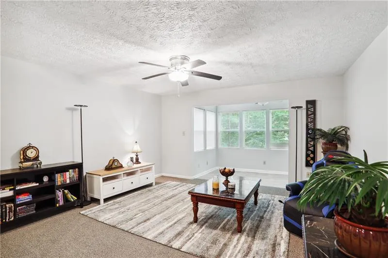 5149 Roswell Road Unit 2, Atlanta, Georgia 30342, 2 Bedrooms Bedrooms, ,2 BathroomsBathrooms,Residential,Sold,5149 Roswell Road Unit 2,7467952